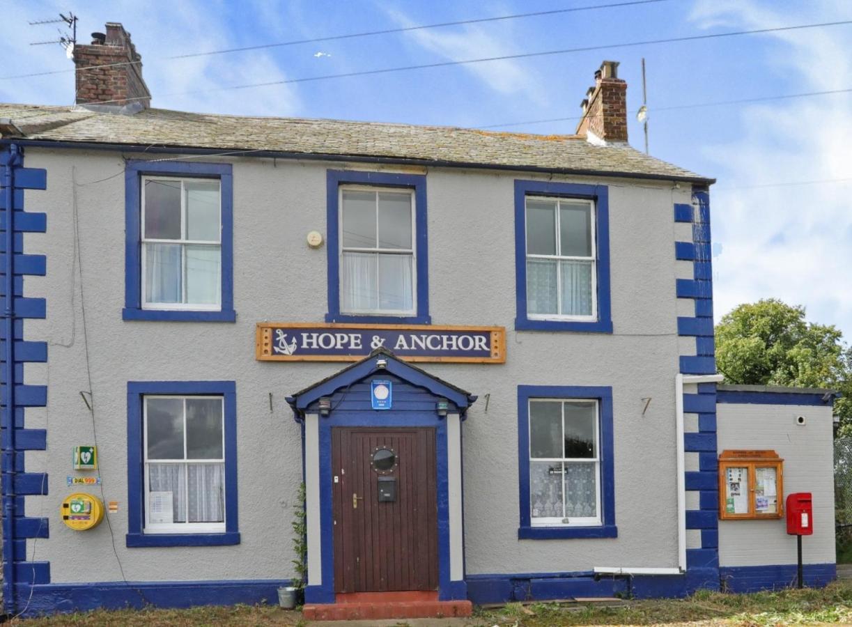 Hope & Anchor Pub, Port Carlisle, Hadrian'S Wall, Area Of Natural Beauty Exterior foto